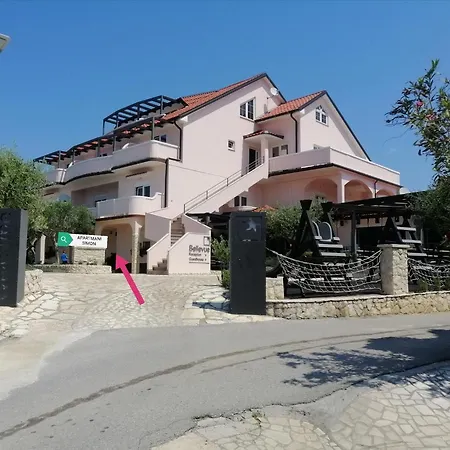 Πανσιόν Simon 4*